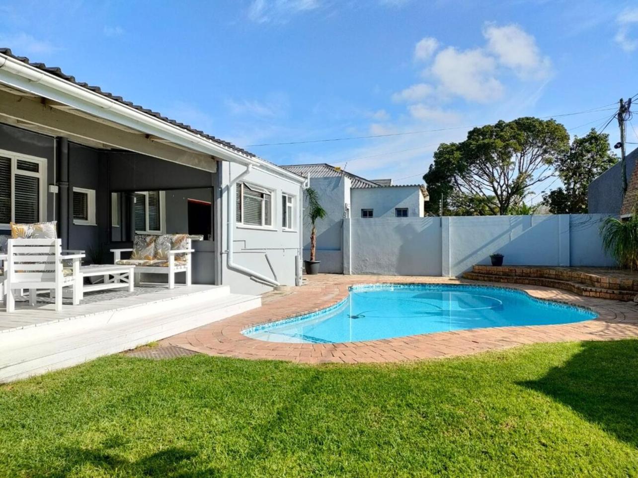 Luxury Living On Westview * Port Elizabeth