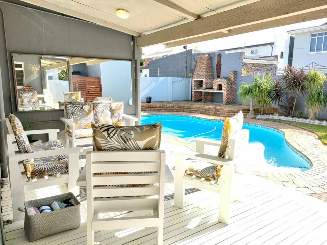 Holiday home Luxury Living On Westview Port Elizabeth