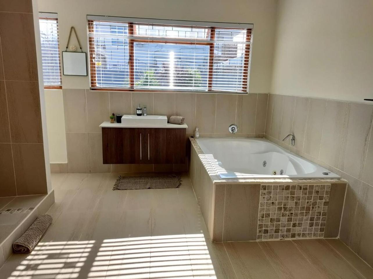 Luxury Living On Westview Port Elizabeth